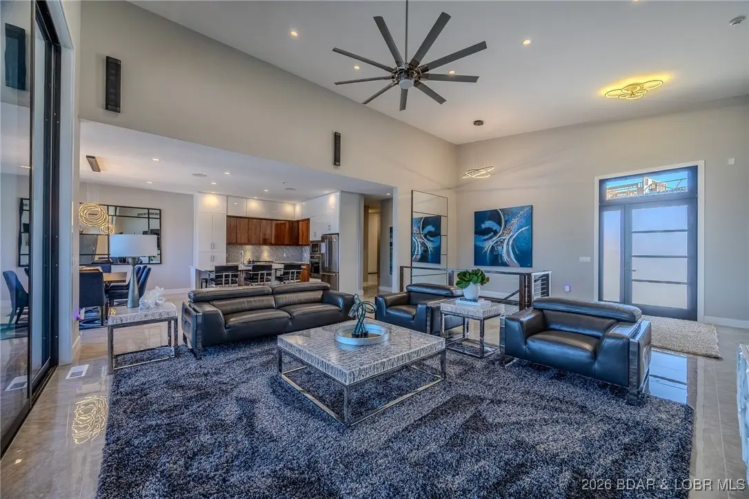 91 Mclaren Drive, Sunrise Beach, MO 65079 - Image #1