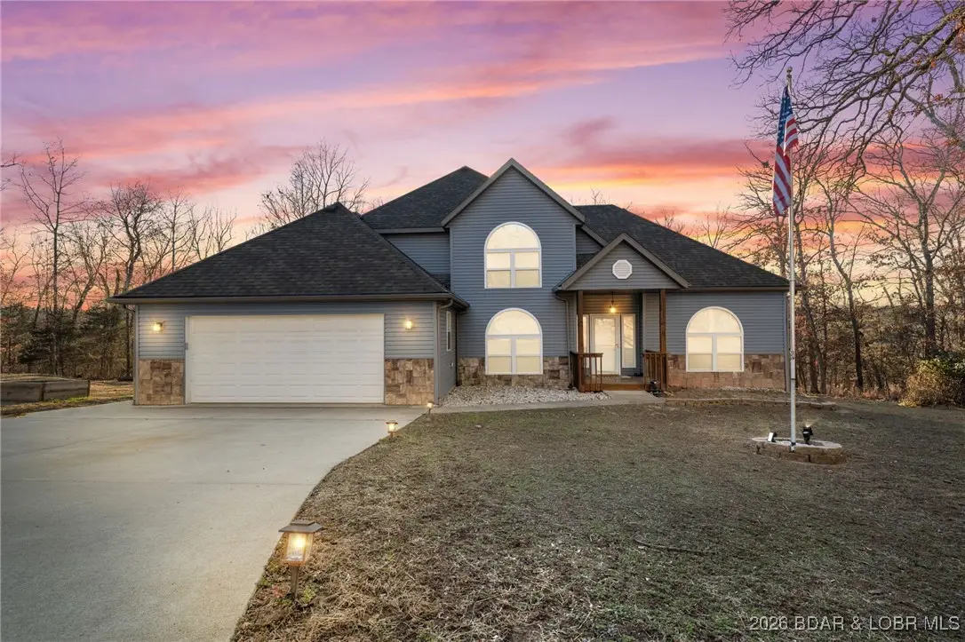 142 Major Drive, Camdenton, MO 65020 - Image #1