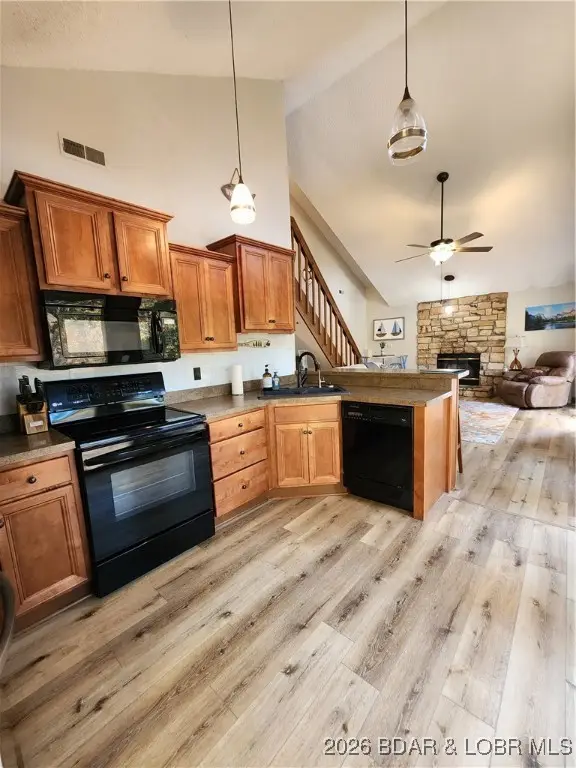 101 Moss Hollow Lane, Camdenton, MO 65020 - Image #1