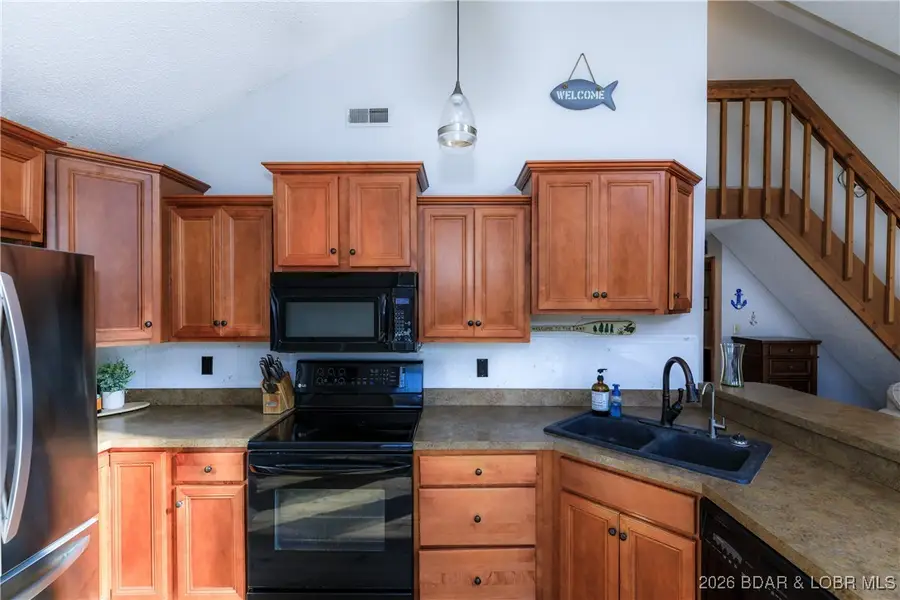 101 Moss Hollow Lane, Camdenton, MO 65020 - Image #2