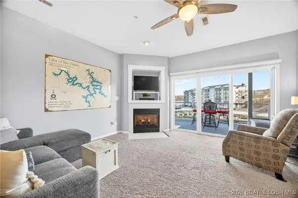 151 Upper Monarch Cove Drive #2B, Lake Ozark, MO 65049