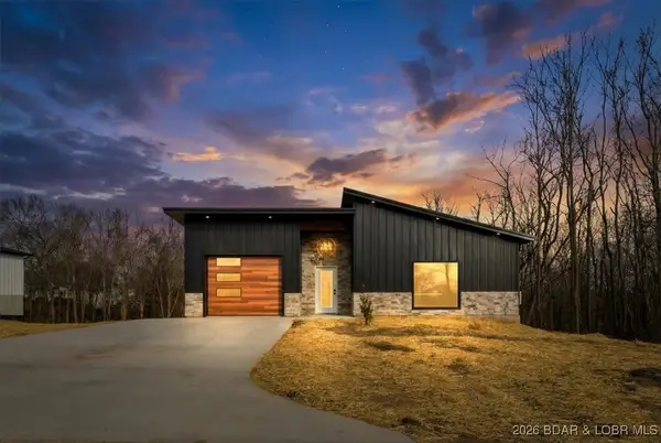 407 East Lafayette Street, Versailles, MO 65084