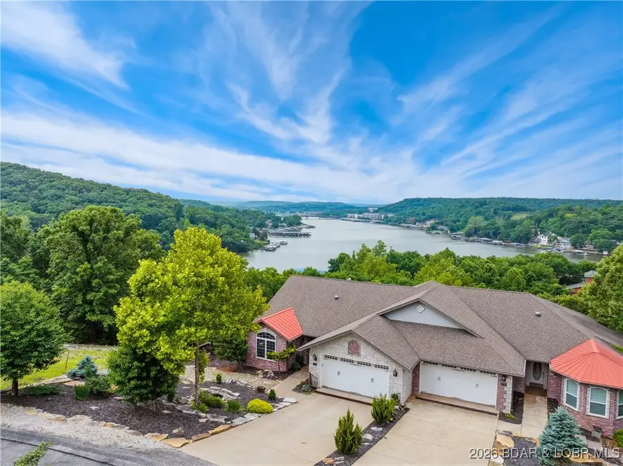 172 Highland Parkway, Camdenton, MO 65020 - Image #2