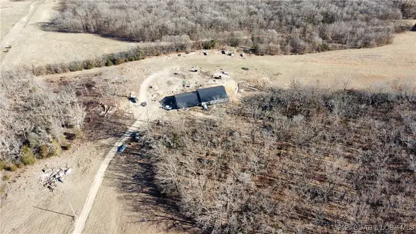 27710 Woodhaven Road, Edwards, MO 65326