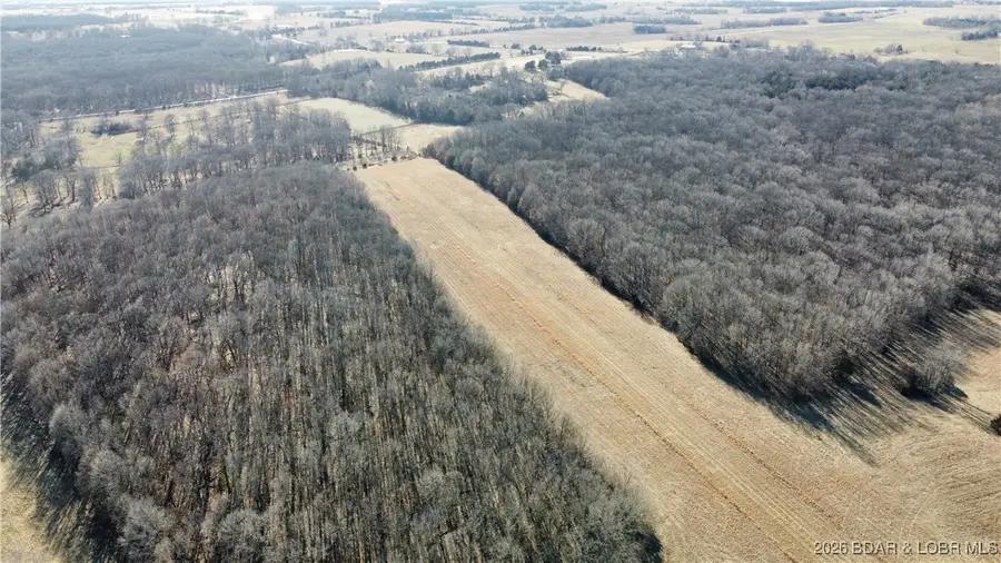 27710 Woodhaven Road, Edwards, MO 65326 - #2