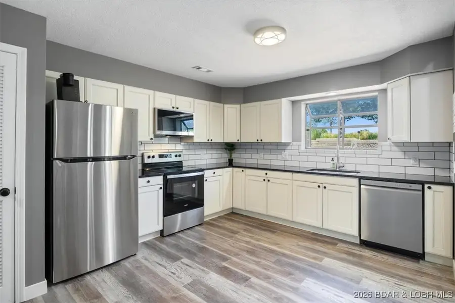 576 Racquet Club Drive #407, Lake Ozark, MO 65049 - #2