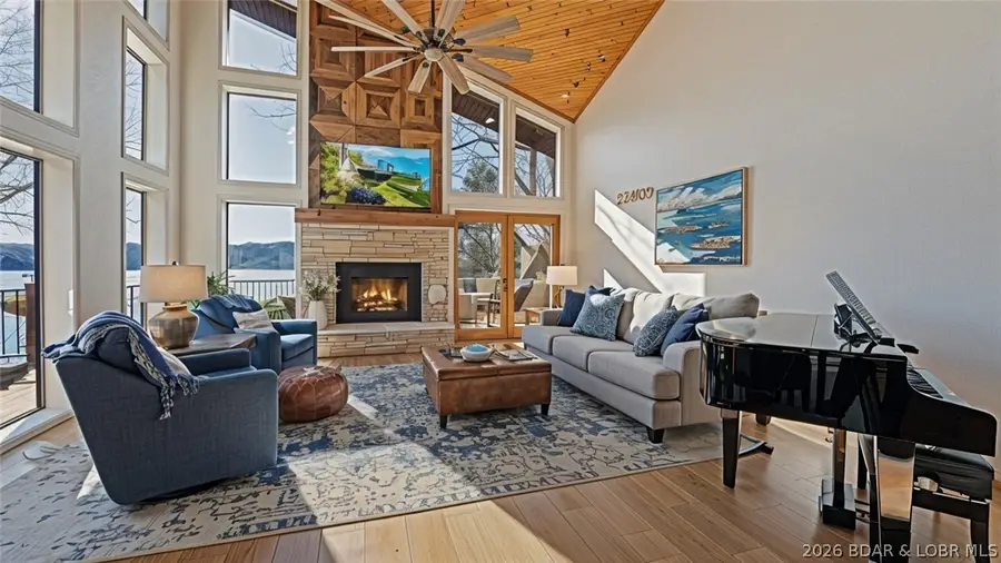 525 Lighthouse Cove Circle, Gravois Mills, MO 65037 - #2