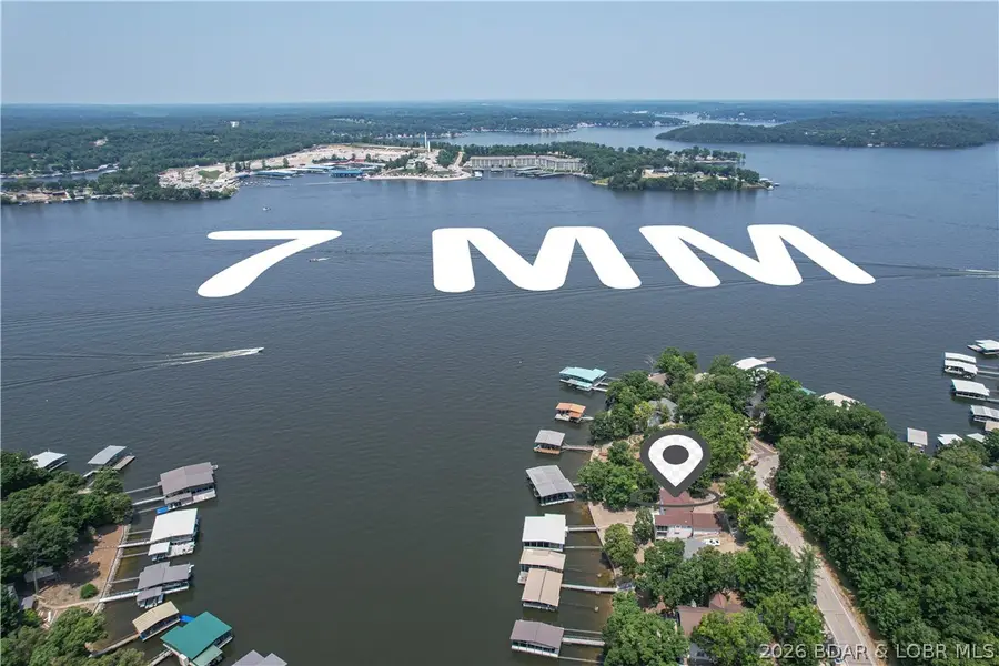 1065 Imperial Point Drive, Village Of Four Seasons, MO 65049 - #3