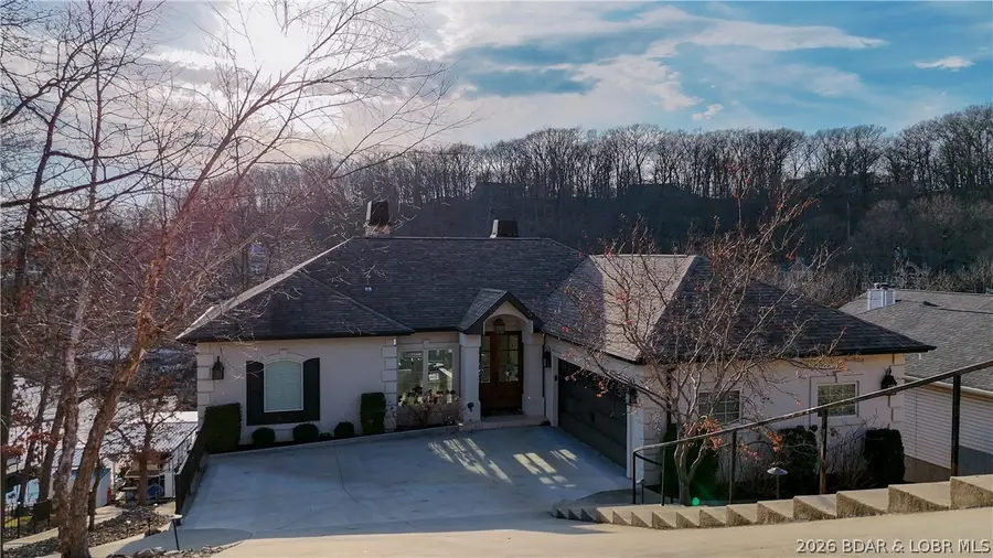 1224 Palisades Drive, Village Of Four Seasons, MO 65049 - #2