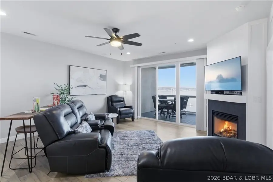1210 Lands End Parkway #215, Osage Beach, MO 65065 - #2