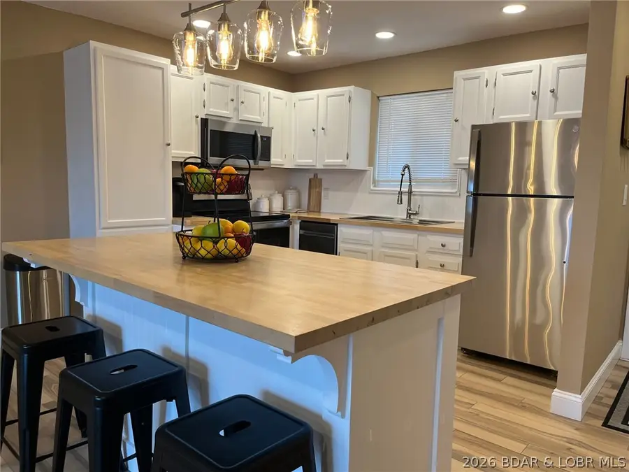 5499 Three Seasons Road #D9, Osage Beach, MO 65065 - #2