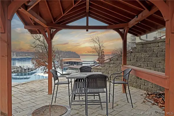 4448 Hamrock Lane, Osage Beach, MO 65065