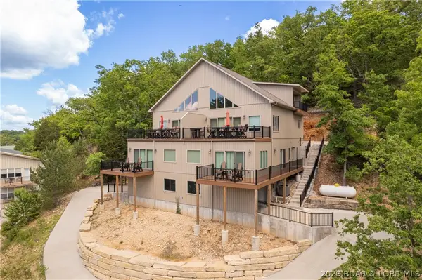 250 Yacht Club Landing Drive, Lake Ozark, MO 65049