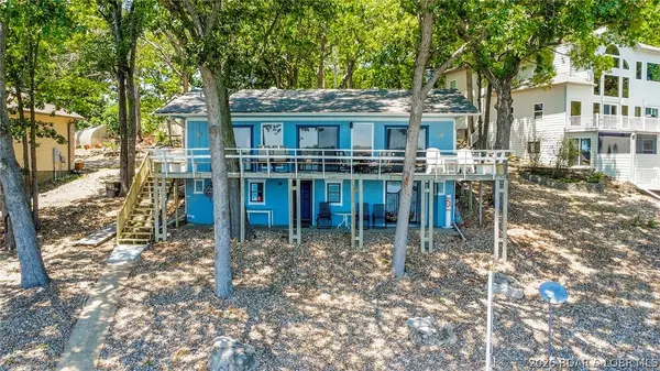 110 Old English Point, Sunrise Beach, MO 65079