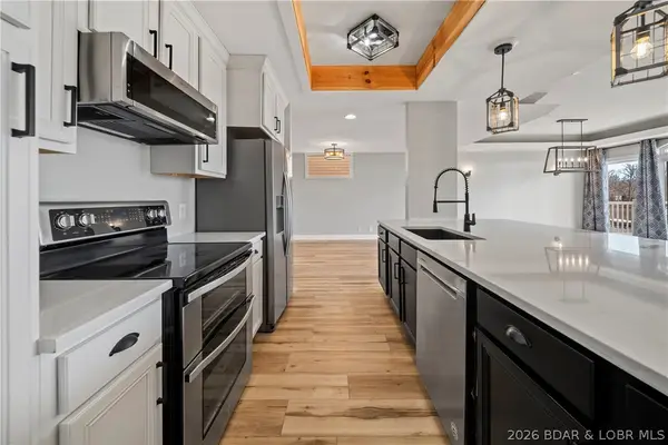 2180 Bittersweet Road, Lake Ozark, MO 65049