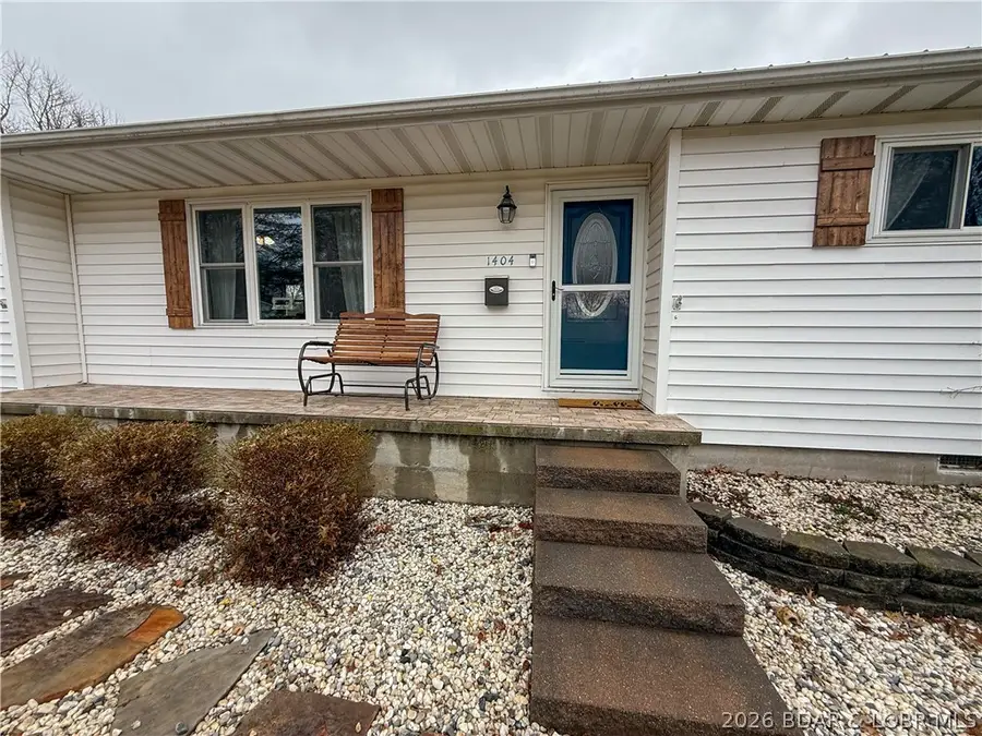 1404 S Roache St, California, MO 65018 - #2