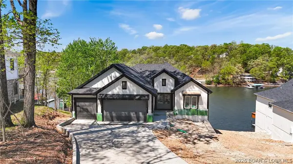 55 Hollow Oak Court, Sunrise Beach, MO 65079