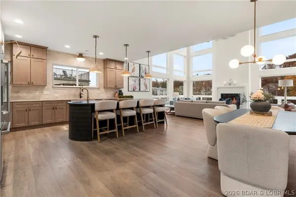 154 Via Cresta Drive, Sunrise Beach, MO 65079