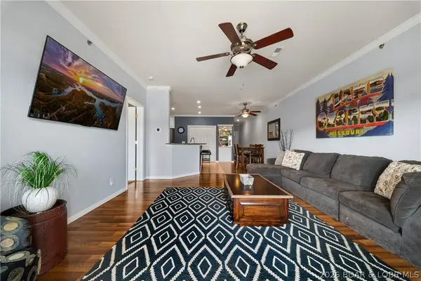 216 Lakeview Resort Boulevard #1E, Sunrise Beach, MO 65079