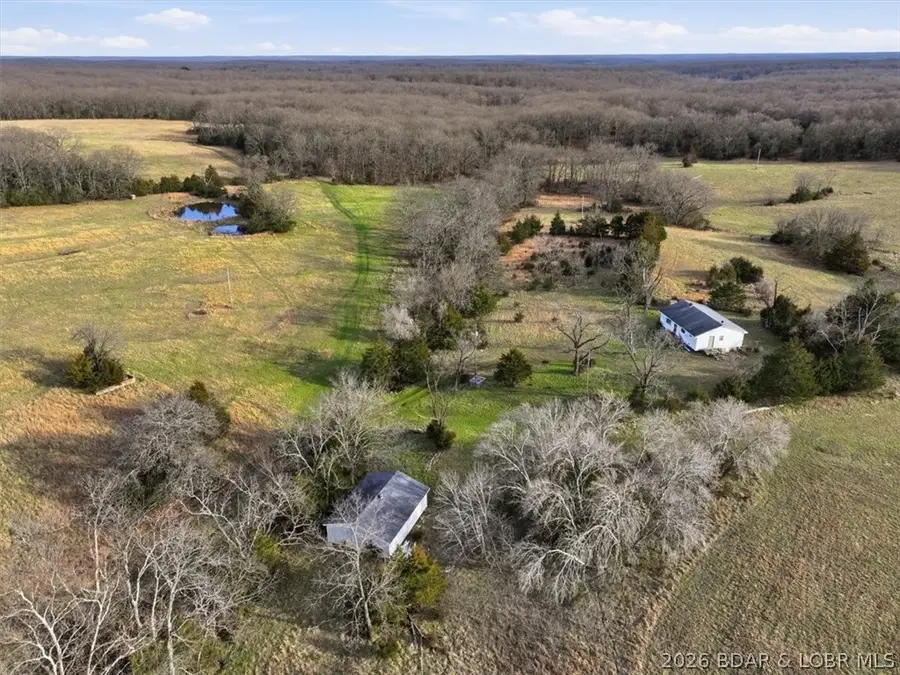 40773 Waisner Avenue, Edwards, MO 65326 - #2