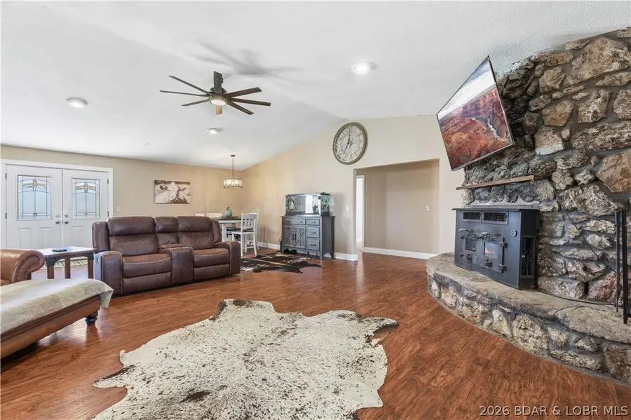 282 Reeds Road, Lebanon, MO 65536 - #3