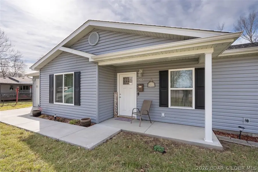 208 E.jemphrey Street, Eldon, MO 65026 - #3