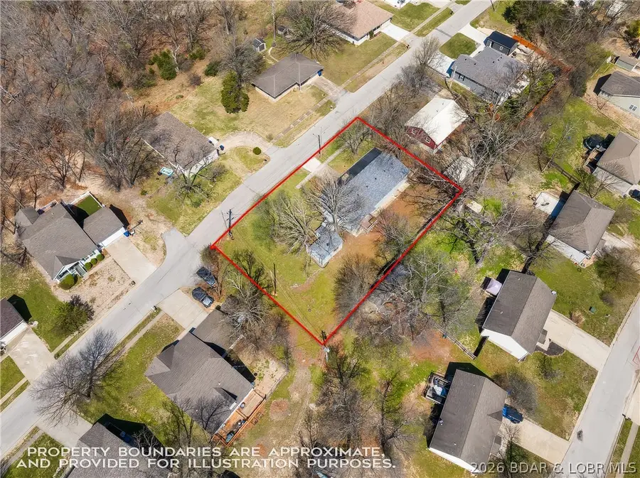 106 Leonard North Street, Camdenton, MO 65020 - #3