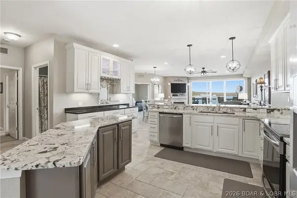 1220 Lands End Parkway #111, Osage Beach, MO 65065