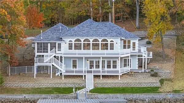 331 Hollow Oak Road, Sunrise Beach, MO 65079