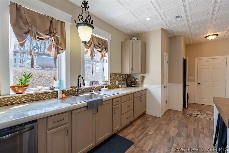 32664 Fischers Point Rd, Gravois Mills, MO 65037 - #2