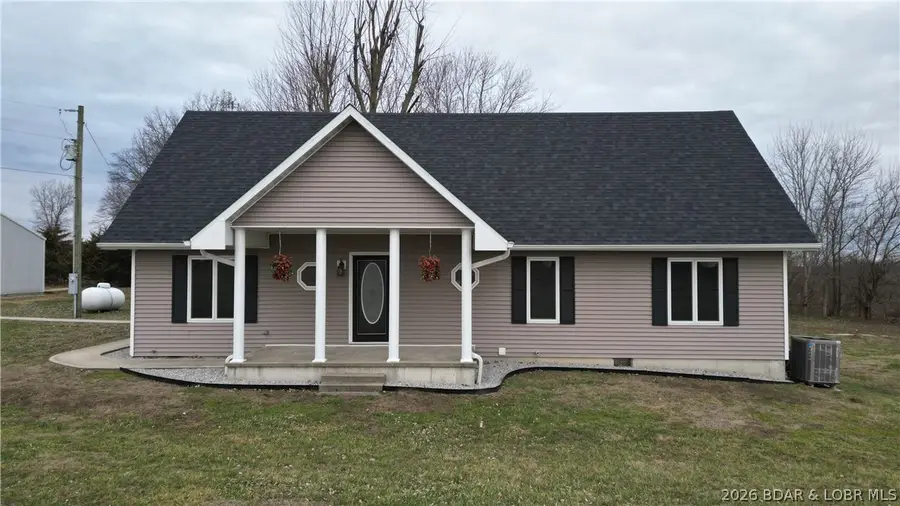 430 Lewis Drive, Syracuse, MO 65354 - #2