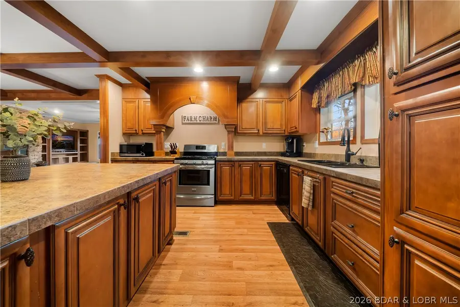 580 Burch Valley Road, Linn Creek, MO 65052 - #2