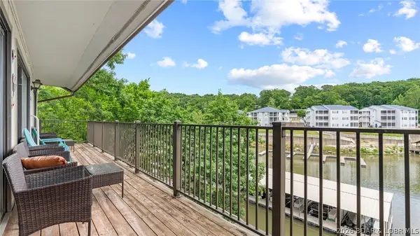 87 Circle Edge Drive #Unit 19-3A, Four Seasons, MO 65049