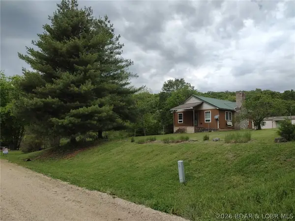 33092 Lake Trail Road, Gravois Mills, MO 65037