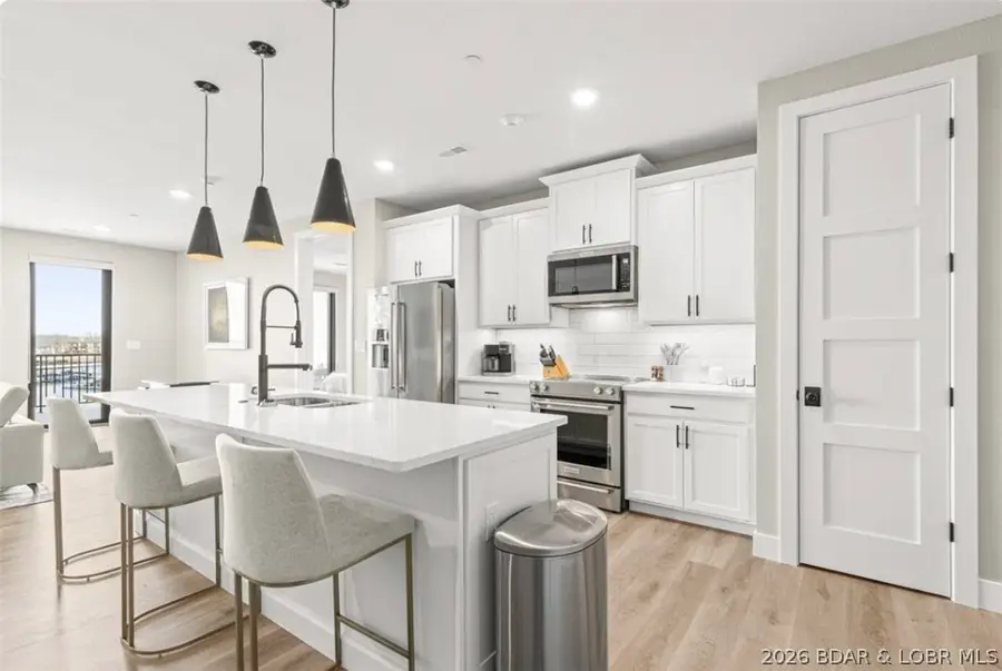 182 Vintage Drive #2F, Pawhuska, MO 65049 - #3