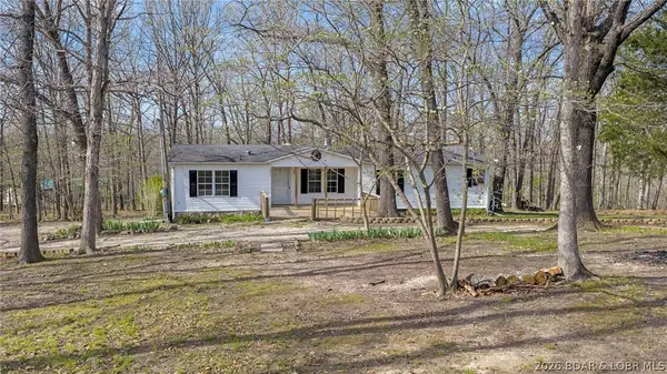 26877 Arrowhead Cove Drive, Rocky Mount, MO 65072