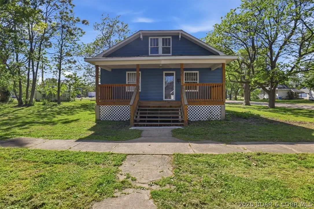 301 Locust Street, Eldon, MO 65026 - #1