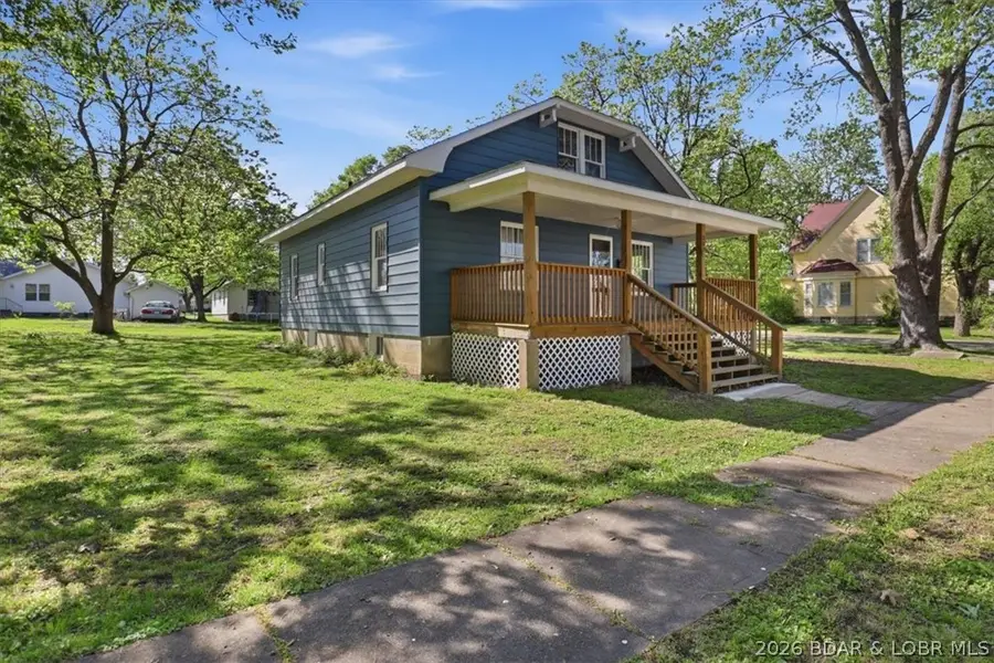 301 Locust Street, Eldon, MO 65026 - #2