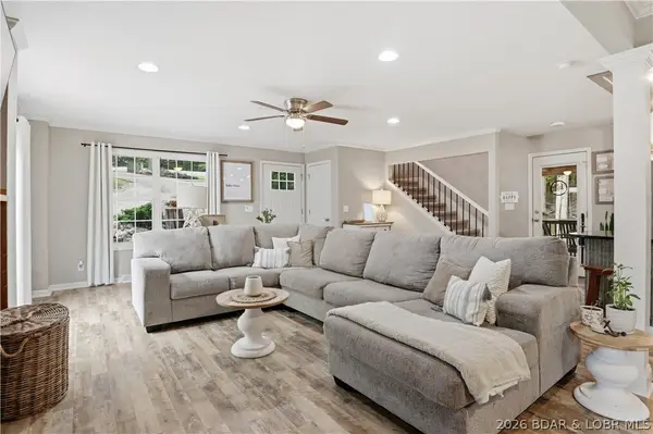 718 Kay's Point Road, Lake Ozark, MO 65049