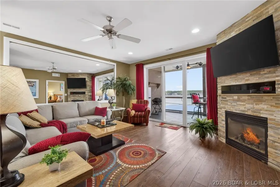 1220 Lands End Parkway #209, Osage Beach, MO 65065 - #3
