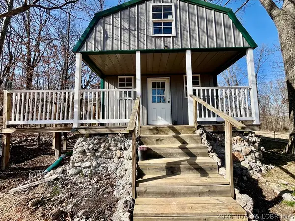 5872 Golden Nugget Road, Stover, MO 65078