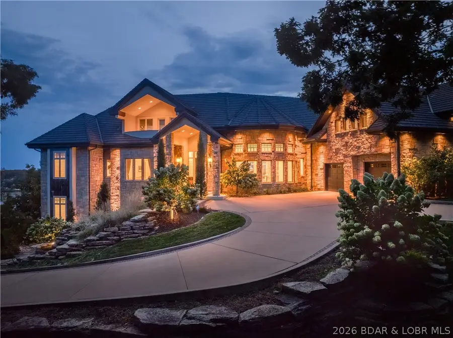 582 Cedar Crest Drive, Lake Ozark, MO 65049 - #2