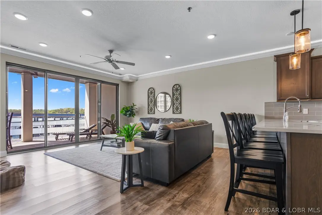 1065 Topsider Lane #104, Osage Beach, MO 65065 - #1