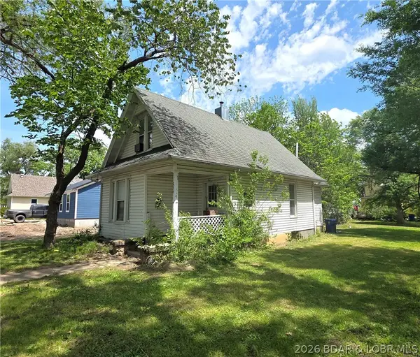 214 S Grand Avenue, Eldon, MO 65026