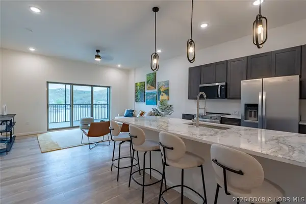 700 Pershing Dr. #302, Camdenton, MO 65020