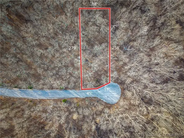 651 Fox Run, Sunrise Beach, MO 65079