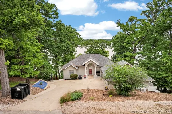 446 Crown Point Drive, Four Seasons, MO 65049