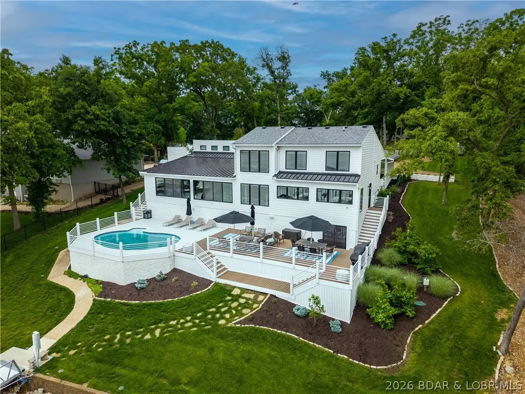 232 Belle Vista Court, Village Of Four Seasons, MO 65049 - #1