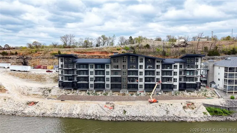 700 Pershing Dr. #301, Camdenton, MO 65020 - #2