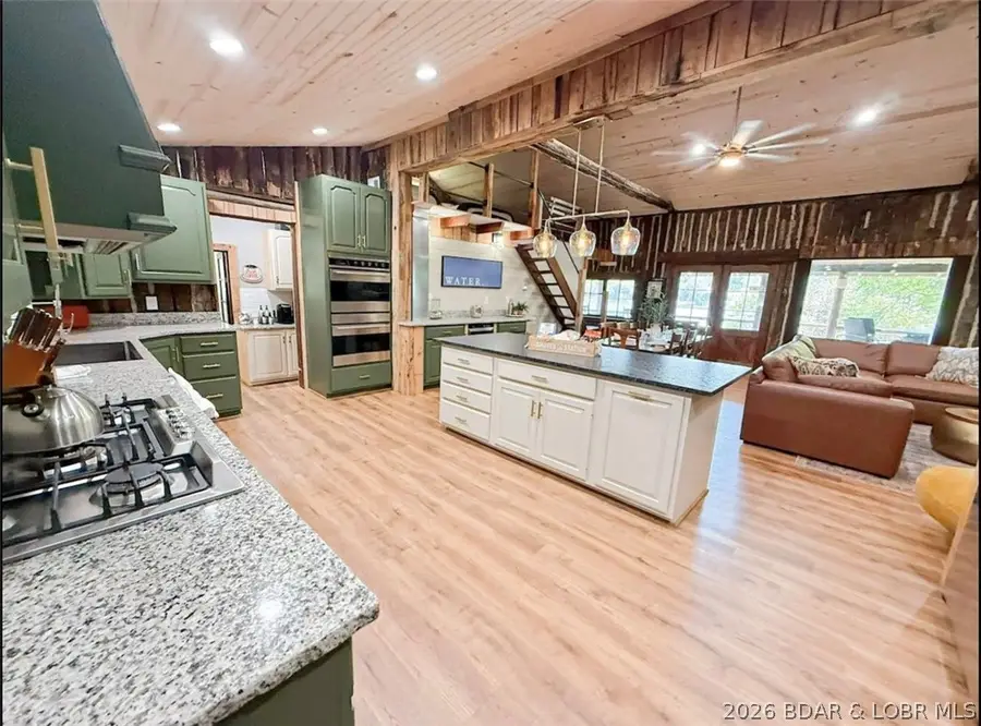 176 Lakeview Acres Rd, Camdenton, MO 65020 - #2